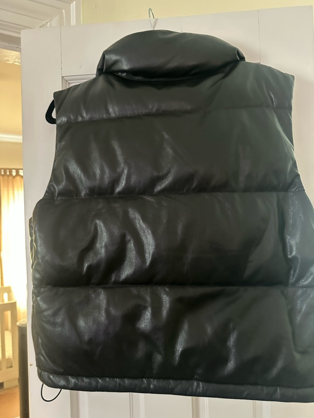 Aritizia Wilfred Free Quilted Puffer Vest - Picture 3 of 7